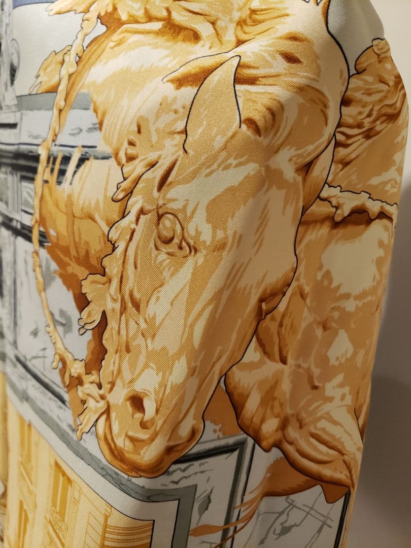 【極美品】HERMES　カレ90 ～バルトルディの泉～ グレイッシュブルー