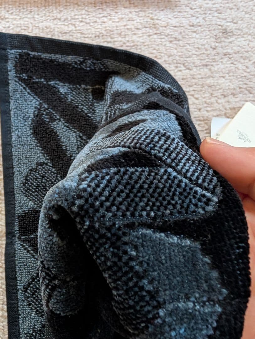 エルメス　ハンドタオル　シルク　ブラック　グレー　レア　新品　タグ付き