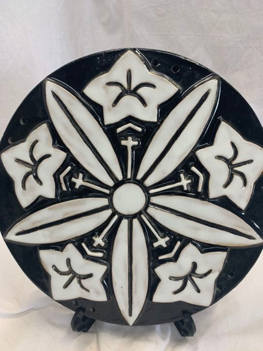 久我龍担　焼物　家紋