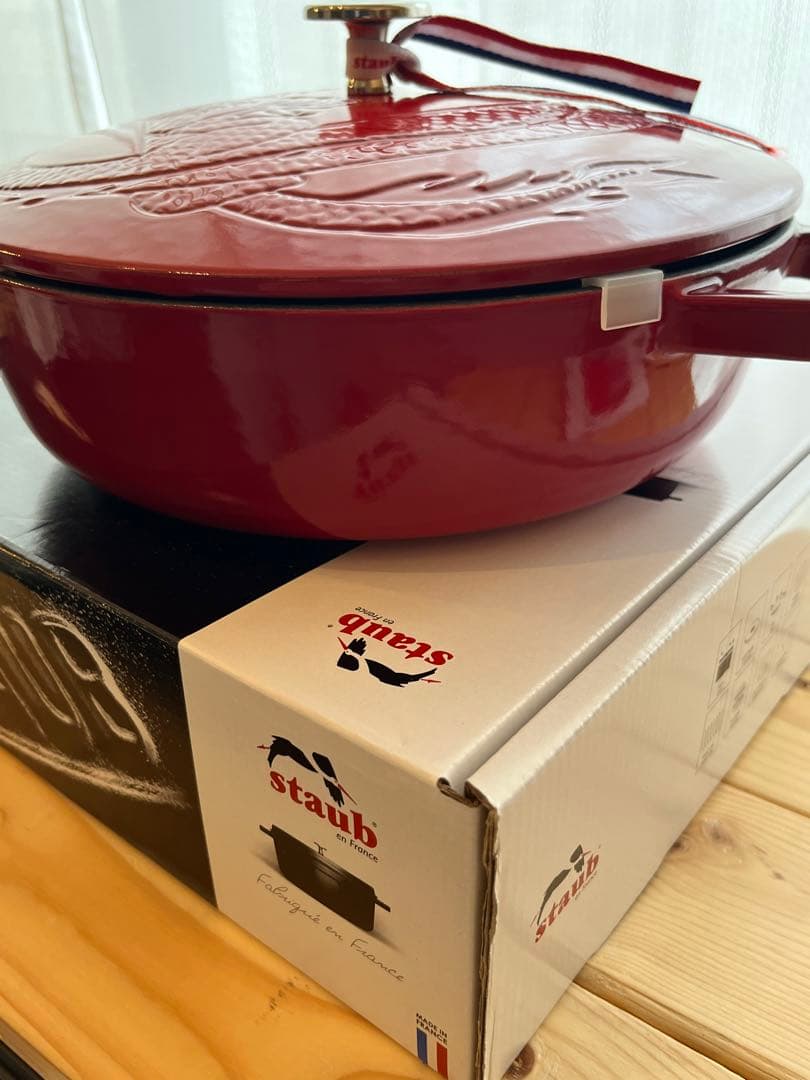 【新品】staub ブレイザーソテーパン24cm　チェリー　ドラゴン　龍