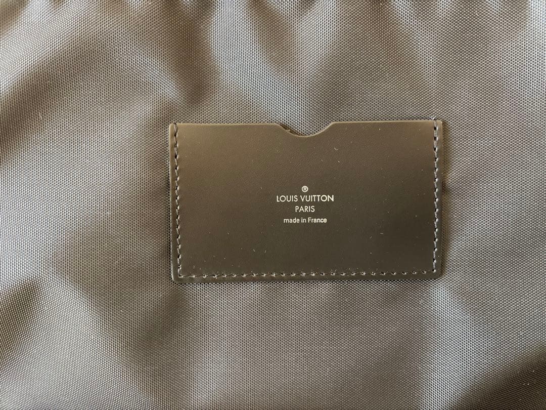 Louis Vuitton ルイヴィトン　タイガ キャリーバッグ　ブラック