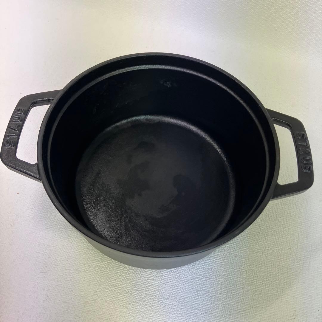 ストウブ staub ピコココット ラウンド ブラック