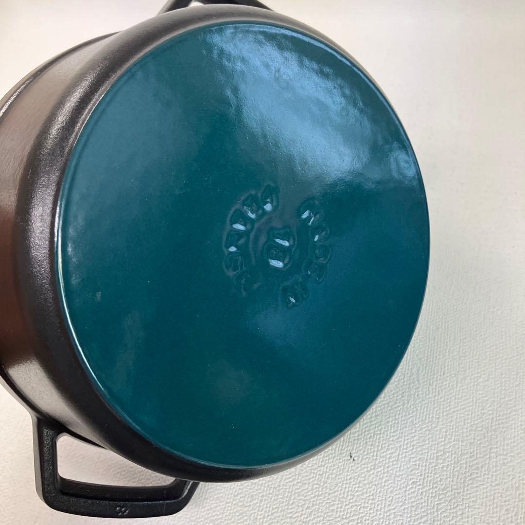 ストウブ staub ピコココット ラウンド ブラック