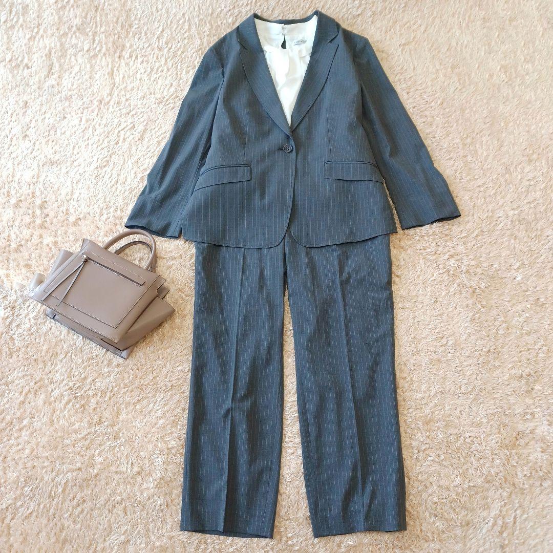 【極美品】大きいサイズ 50　23区　パンツスーツ　ビジネス　ストライプ　グレー