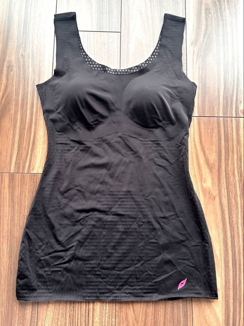 グラントイーワンズ　Grant E One's ホルミーU ブラトップ　lala