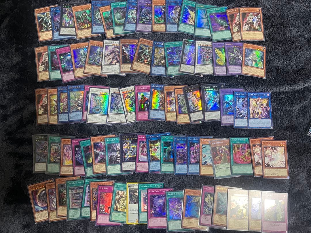 d*7様 [遊戯王]引退品！　1万枚相当　レアリティ多数