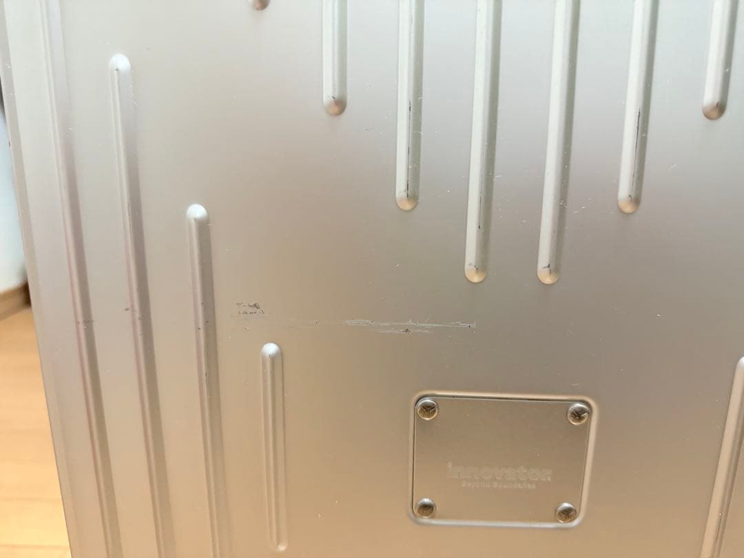 イノベーター　innovator INV1811 36L アルミ製スーツケース