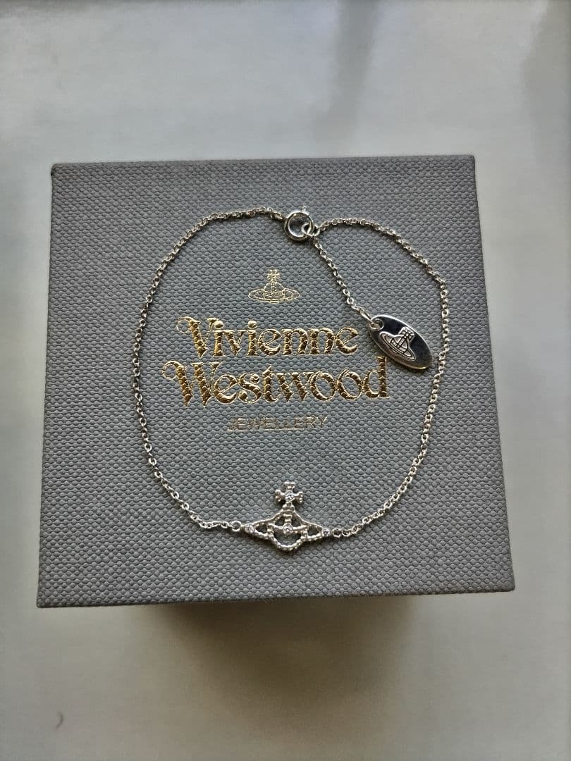 未使用品 Vivienne Westwood シルバーブレスレット