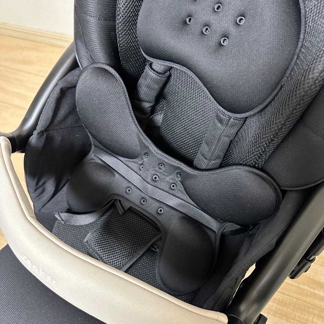 2025年アップリカ　ラクーナクッションフリープラスAD