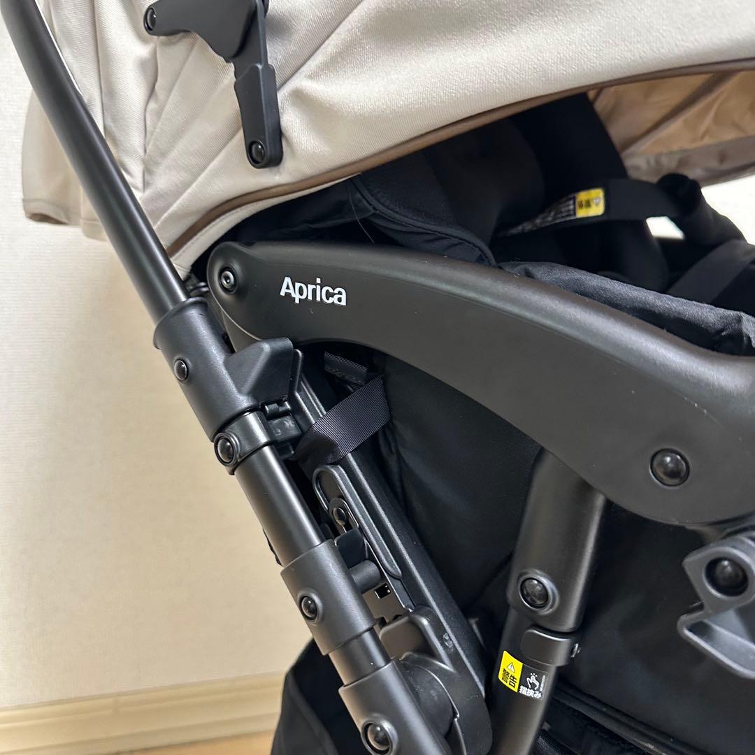 2025年アップリカ　ラクーナクッションフリープラスAD