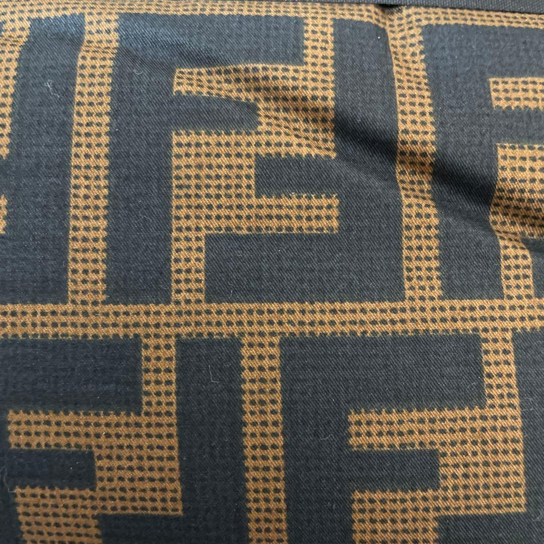 FENDI 羽毛肌掛け布団 ズッカ柄 ブラウン/ブラック