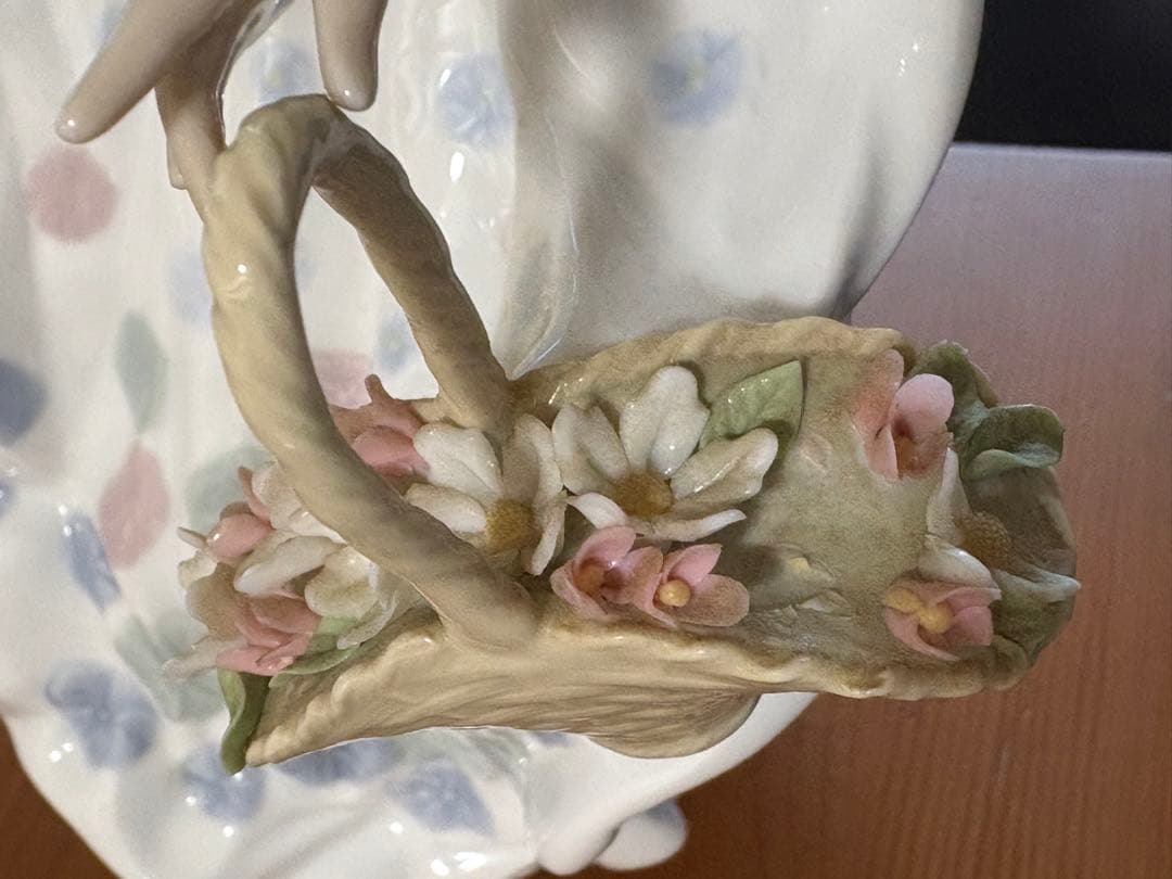 Lladro リヤドロ春の輝きフィギュリン