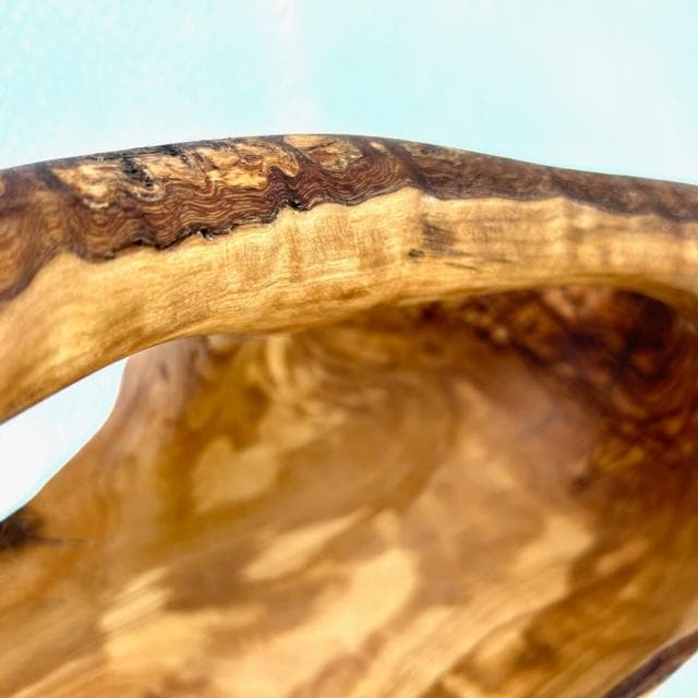 オリーブの木　芸術的バスケット　存在するだけで癒される　約34cm