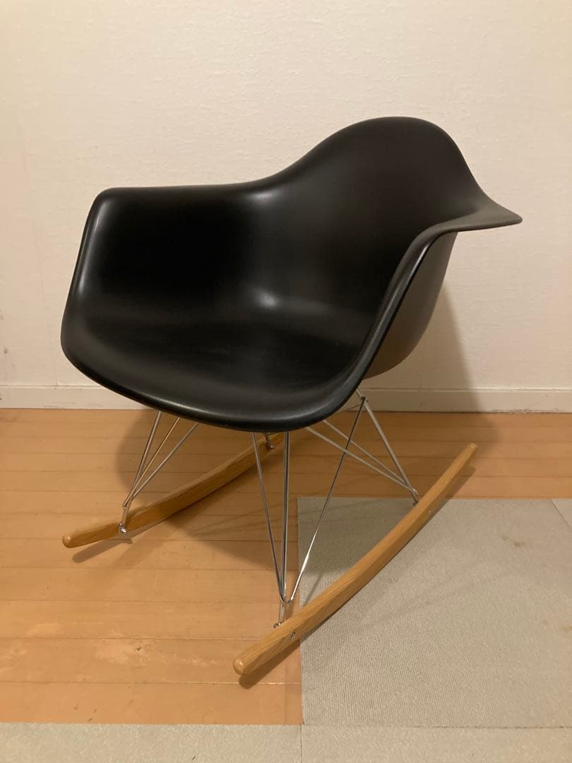 イームズ　チェア RAR シェルアームチェアロッキングチェア 黒