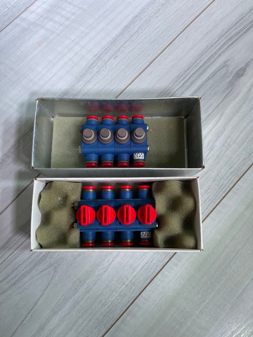 ADA スピコン　ハンドバルブ　4連