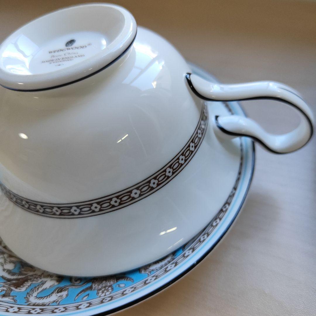 ウェッジウッド フロレンティーンターコイズ カップ＆ソーサー　大皿　２枚　黒壺