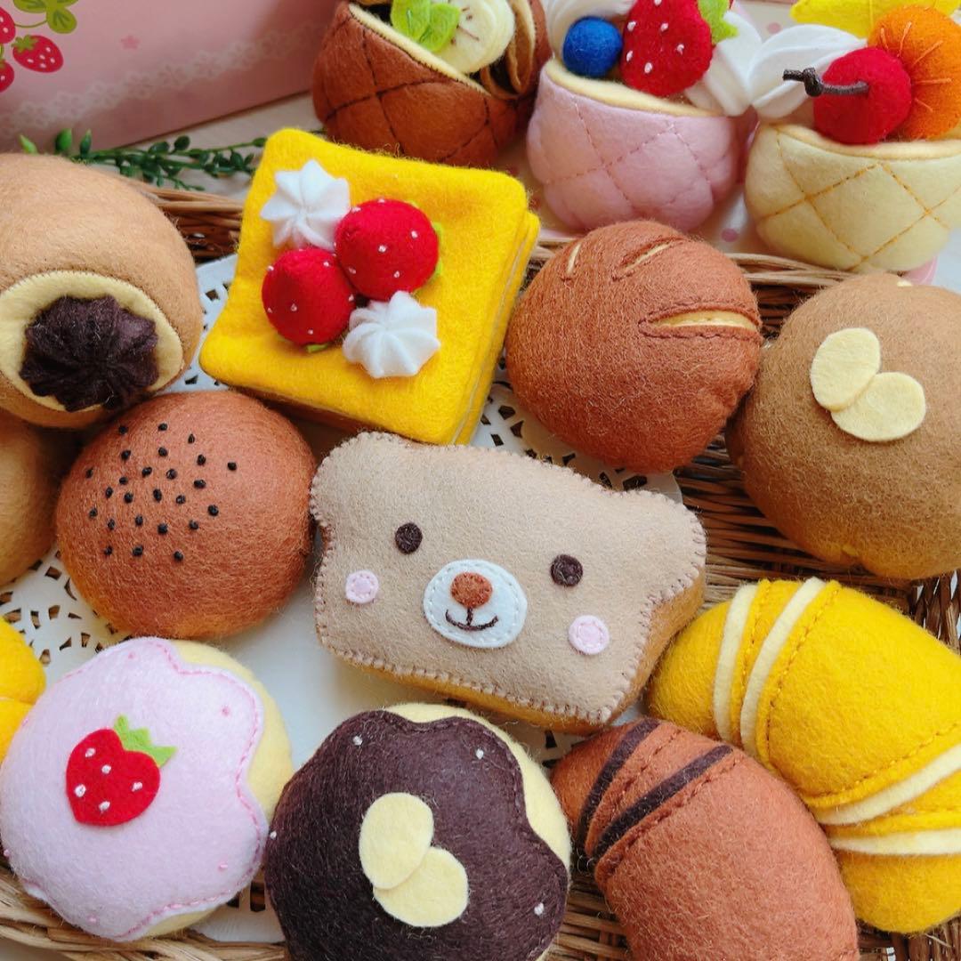 【オーダーページ】フェルトままごと パン パンチくんの型紙屋さん
