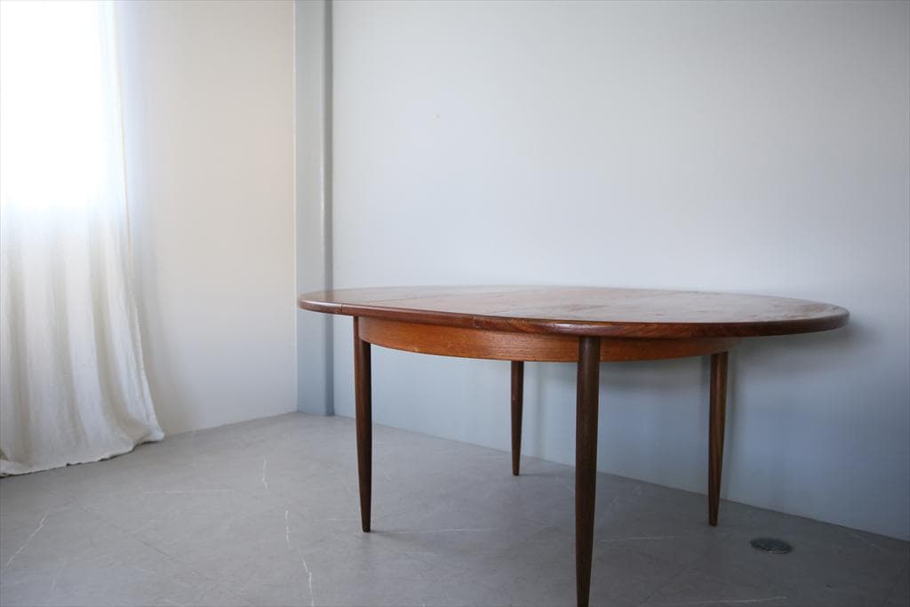 英国アンティークG-PLANジープラン伸張式ラウンドダイニングテーブル92-17