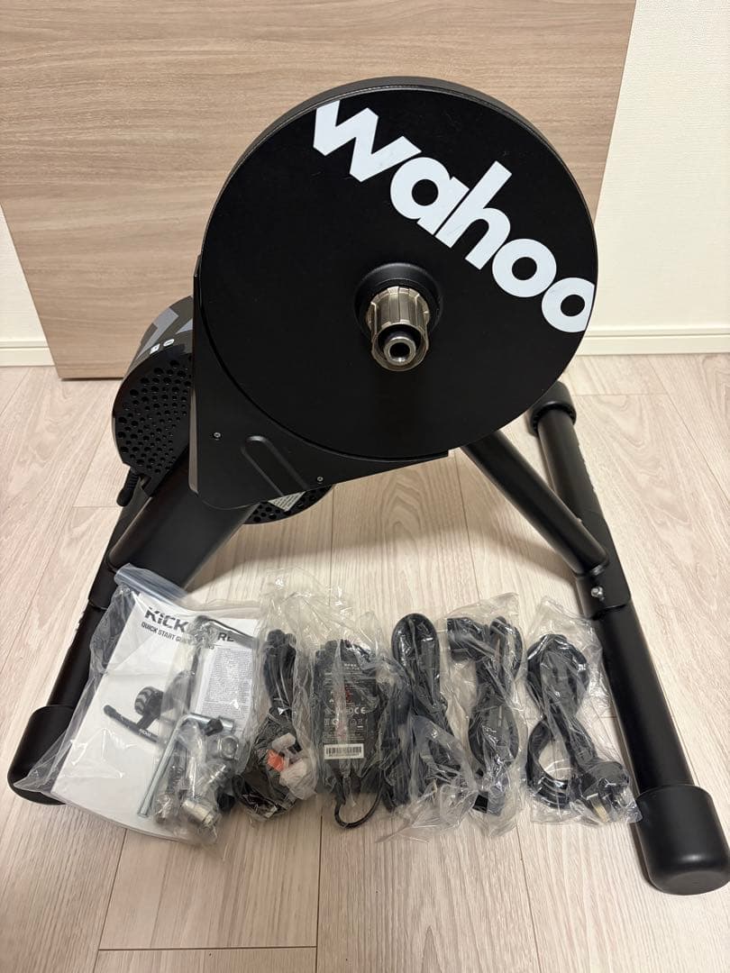 Wahoo KICKR CORE ローラー台