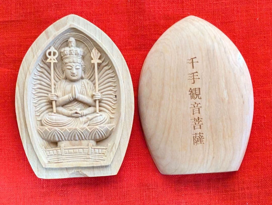 木彫り　菩薩　如来　明王　工芸品　 オブジェ　骨董品　アンティーク　レトロ