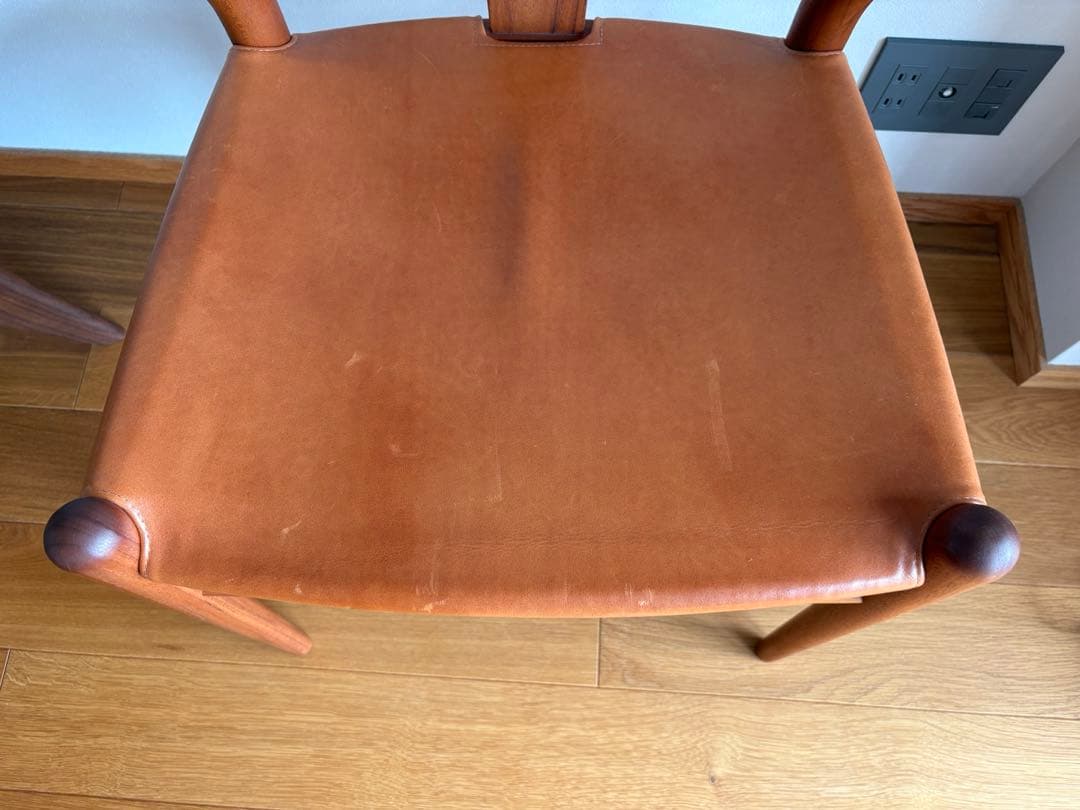 椅子 CH24 BIRTHDAY CHAIR 2022