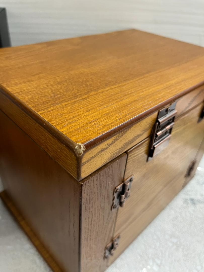 木製ジュエリーボックス　アクセサリーケース　鍵付き　４段　大容量