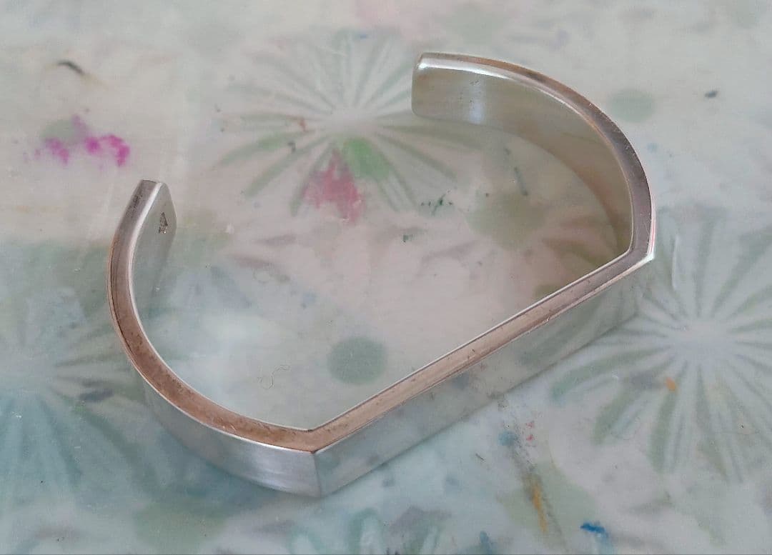 GUCCI シルバー オープンバングル