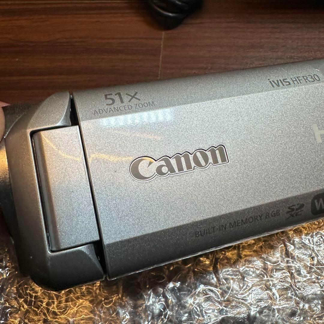Canon iVIS HF R30 ビデオカメラ 2046