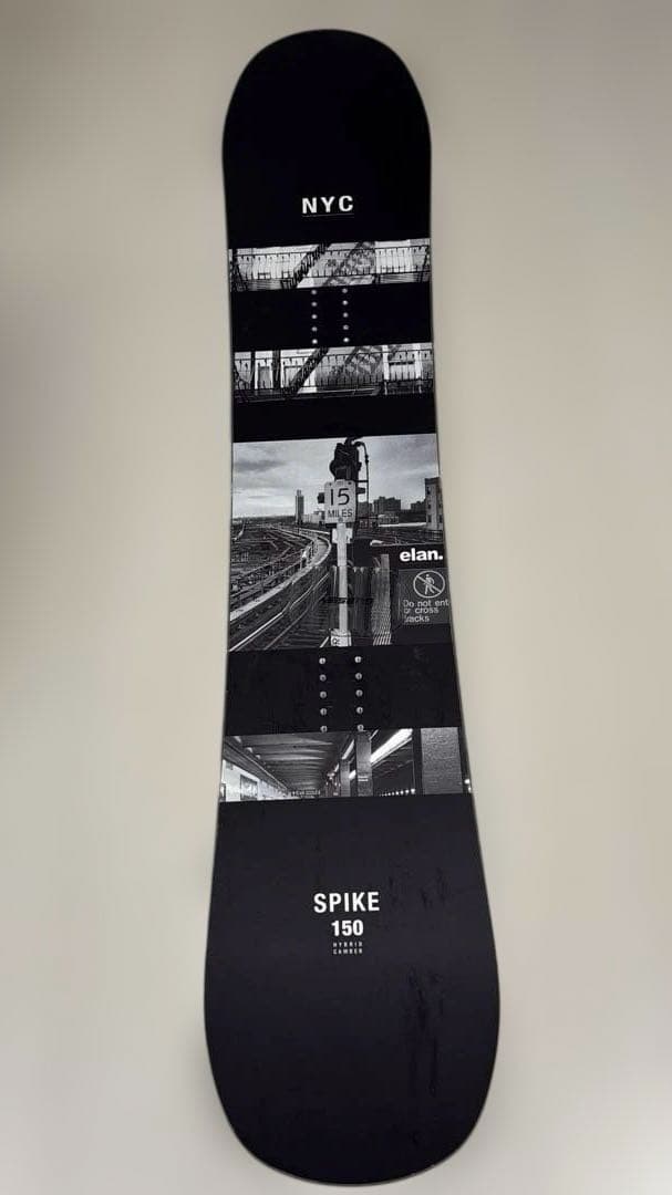 スノーボード　elan SPIKE 150 NYCデザイン