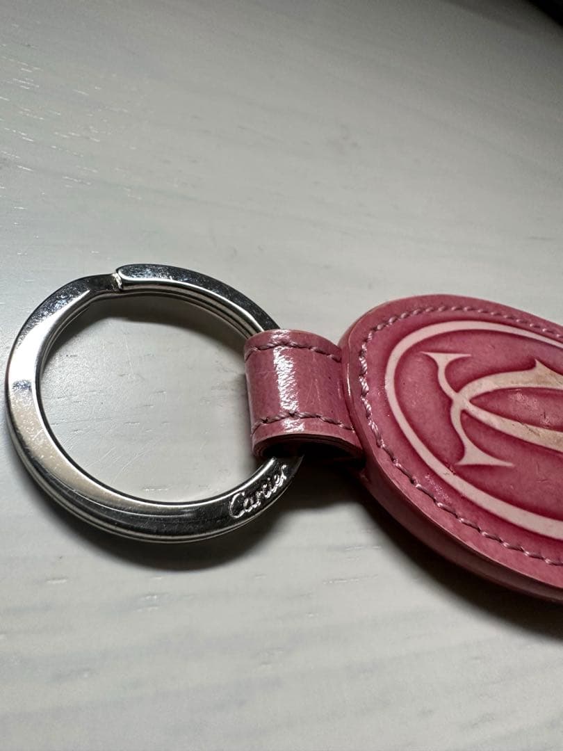 カルティエ　Cartier レザー　キーリング　ピンク　ハッピーバースデー