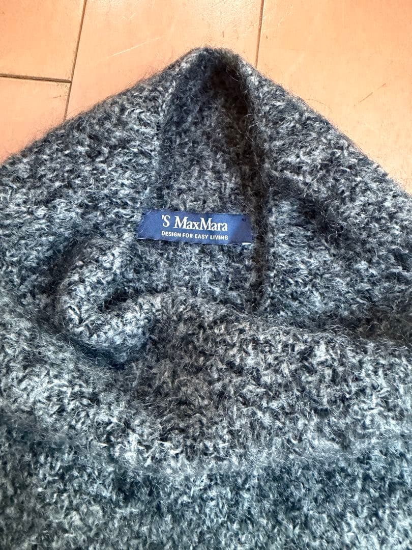 お値引き✨S MaxMara スヌード付きニット