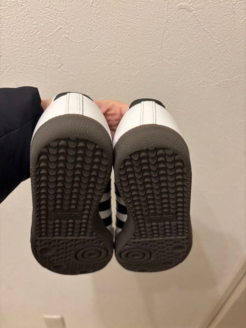 SAMBA adidas 白　23.5cm