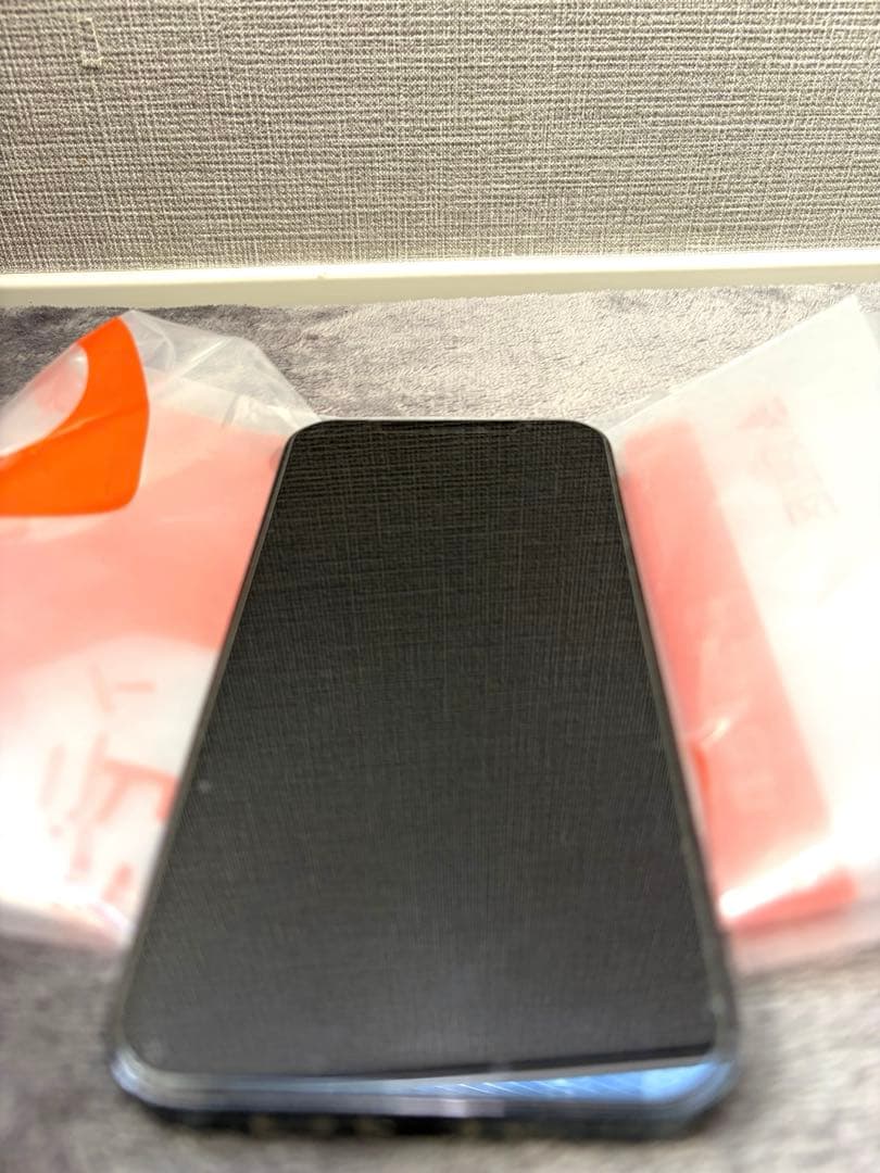 ビ*ズ様 Apple iPhone 12 Proバッテリー94%美品