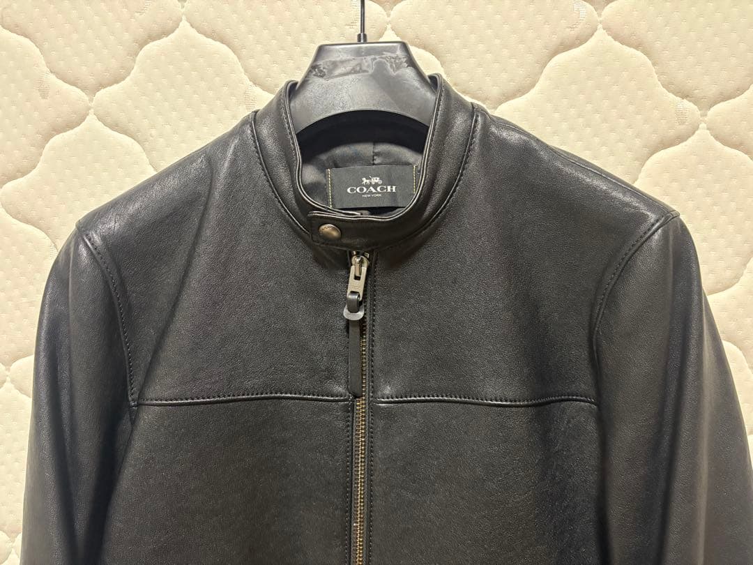 ブラックレザージャケット COACH保管袋付き