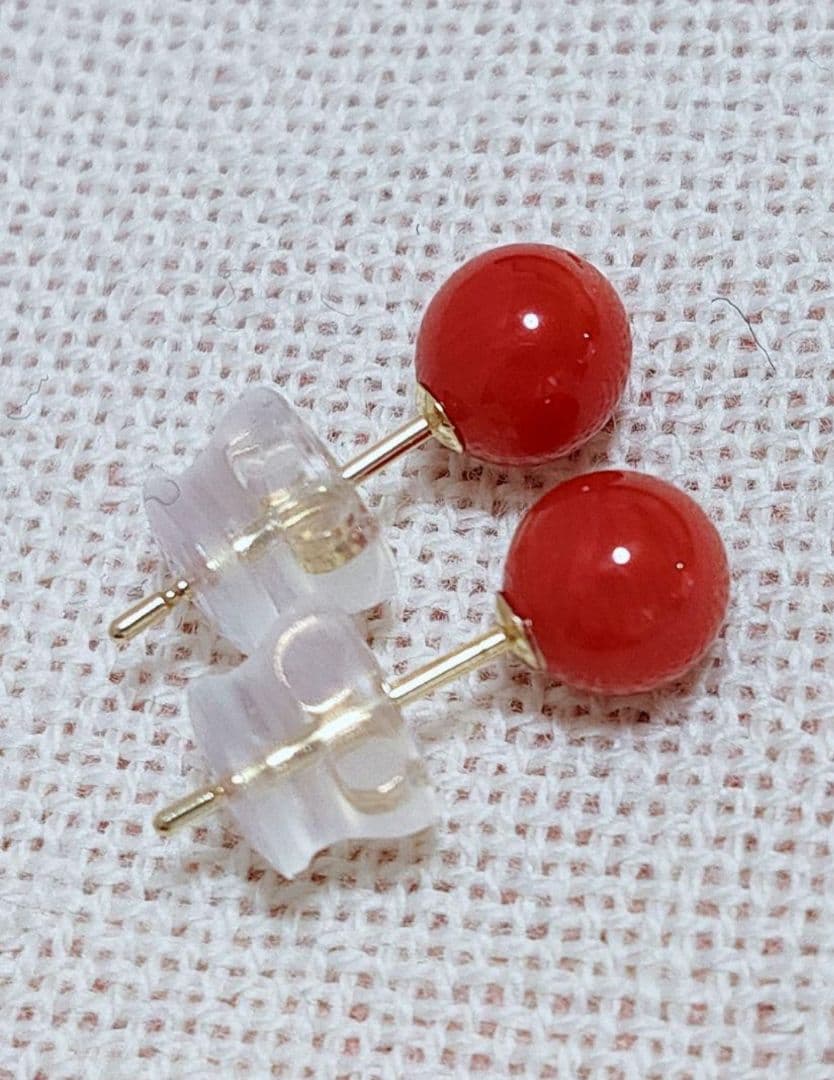 未使用品 k18 赤珊瑚 本珊瑚 ピアス