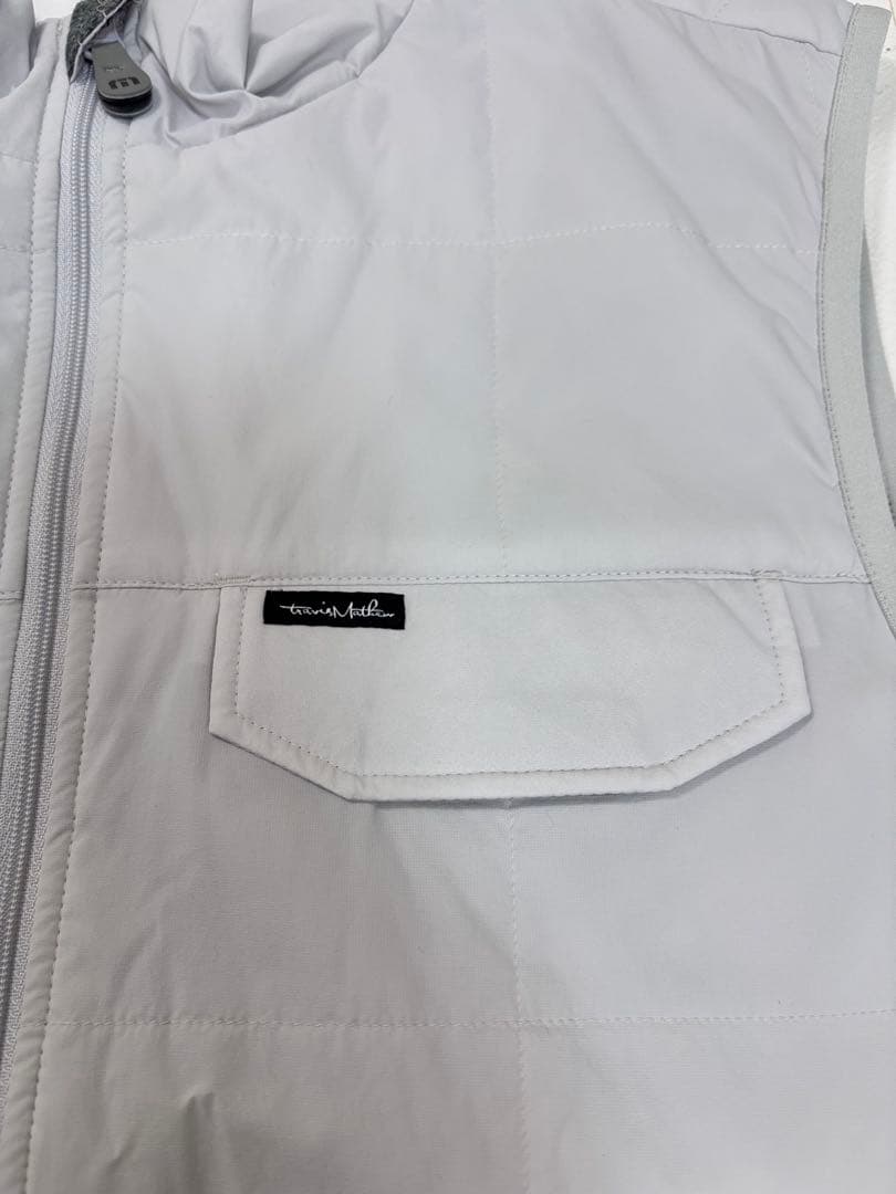 【極美品】トラビスマシュー ゴルフ ベスト グレー L 石川遼 着用 ブランド