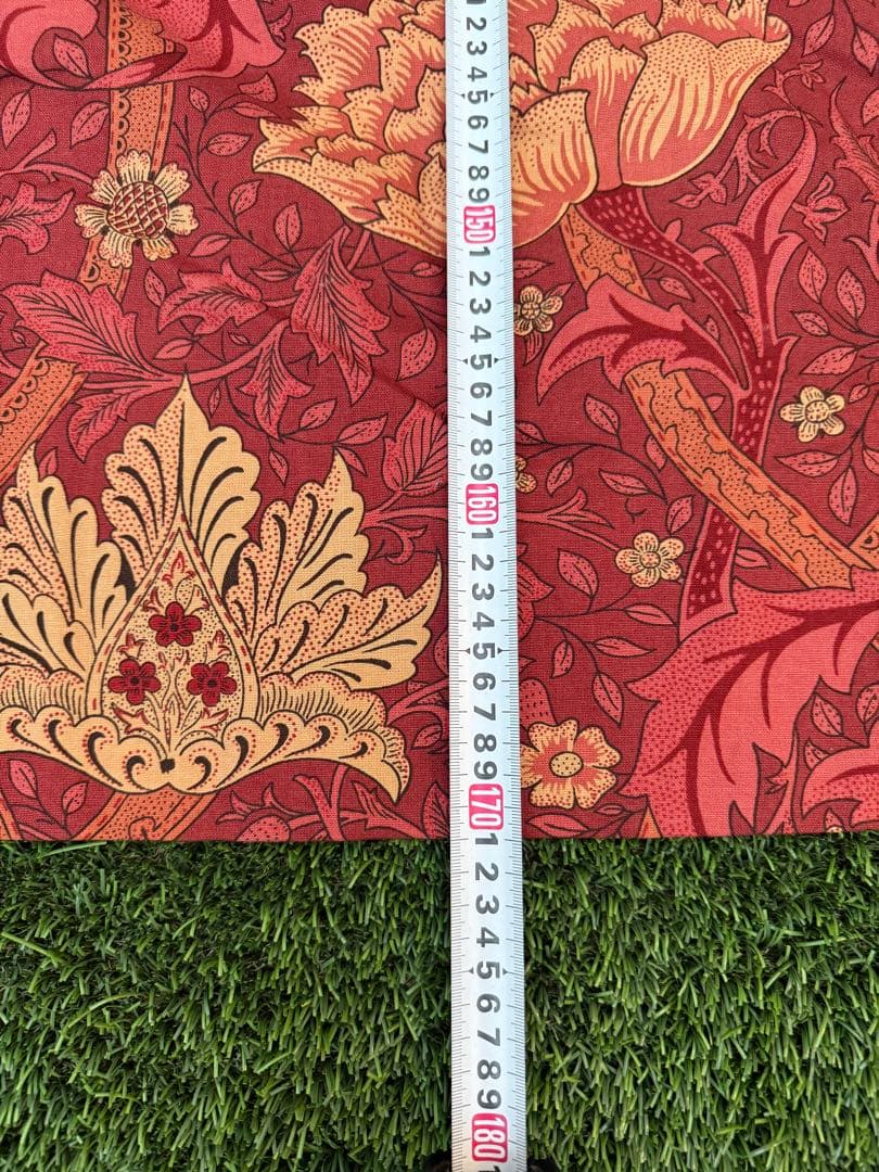 Morris & Co. 花柄ドレープカーテン