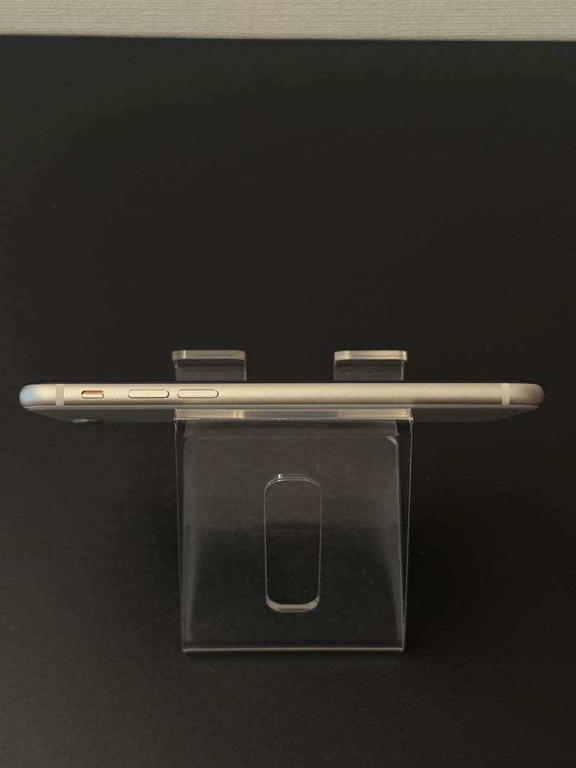 極美品 256GB Apple iPhone SE 3 第三世代 ホワイト