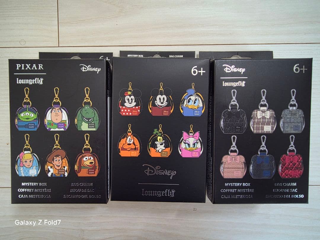 【未開封品】Loungefly バッグチャーム（ディズニー・ピクサー）