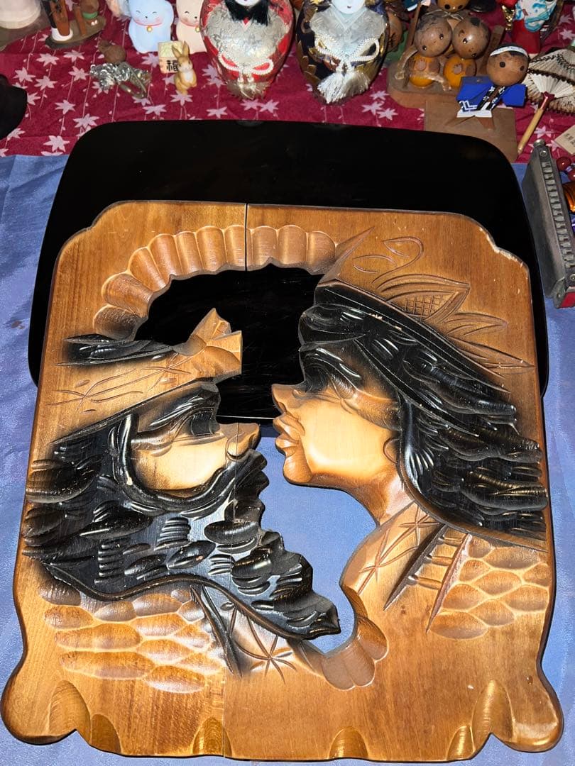 【縁起物】　木製の置物