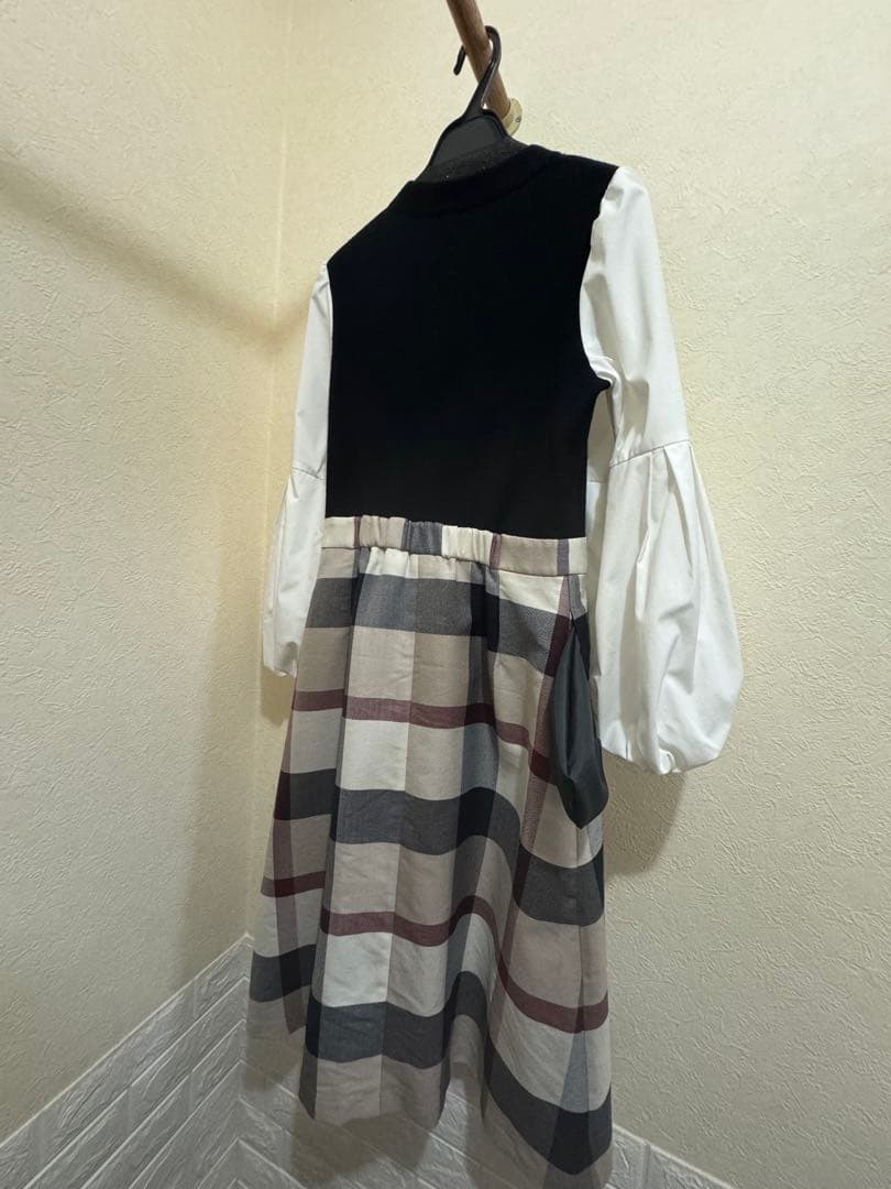 ブルーレーベルクレストブリッジ　ツイードニットドッキングドレス　ベージュ　36