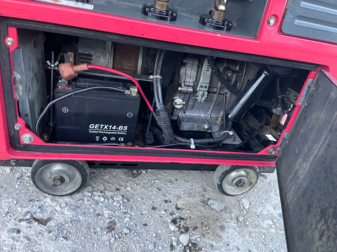 新ダイワ　Shindaiwa EGW151MS 防音型エンジン発電機兼用溶接機