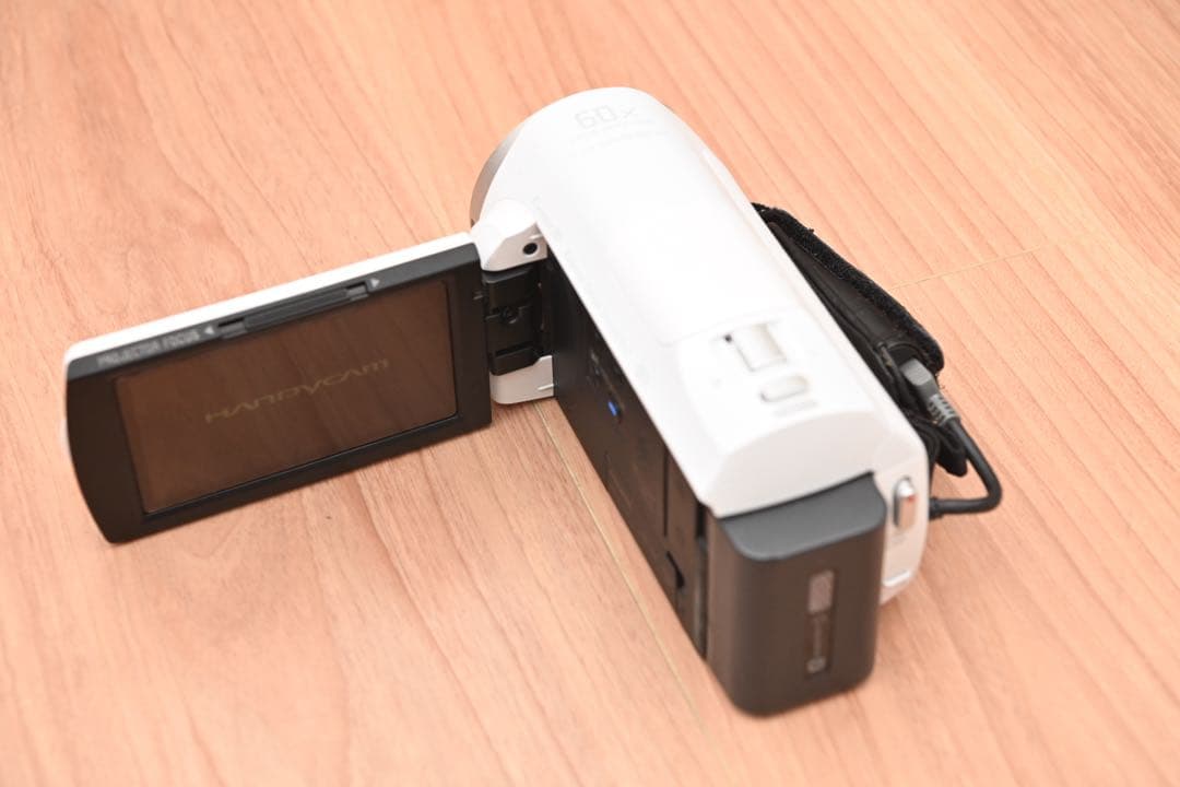 SONY HANDYCAM ビデオカメラ / HDR-PJ670