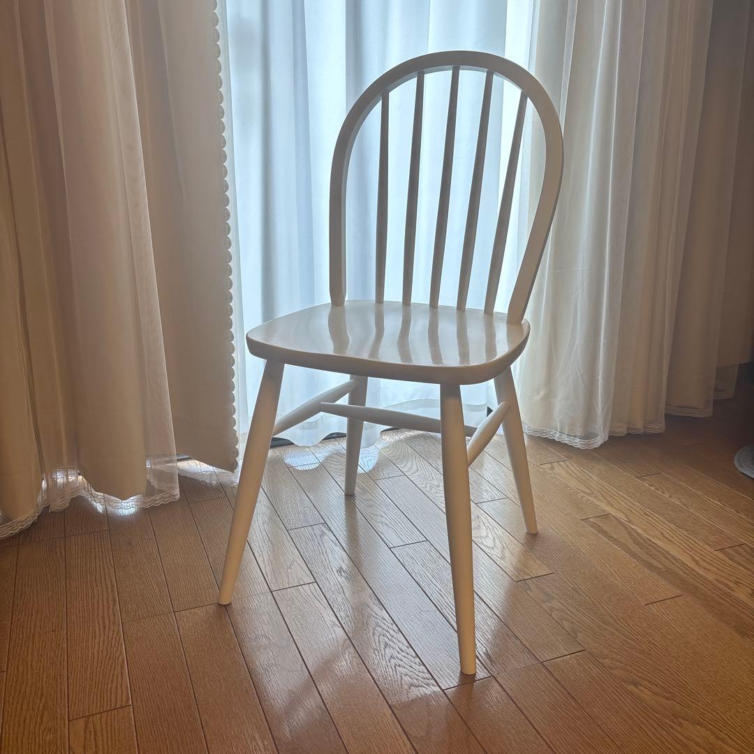 モモナチュラル　椅子　一脚　ホワイト