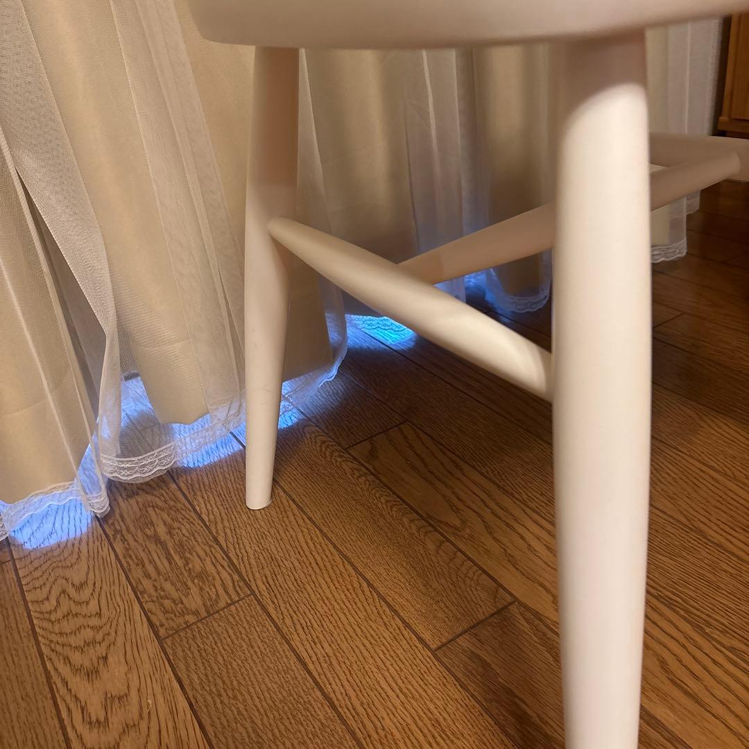 モモナチュラル　椅子　一脚　ホワイト