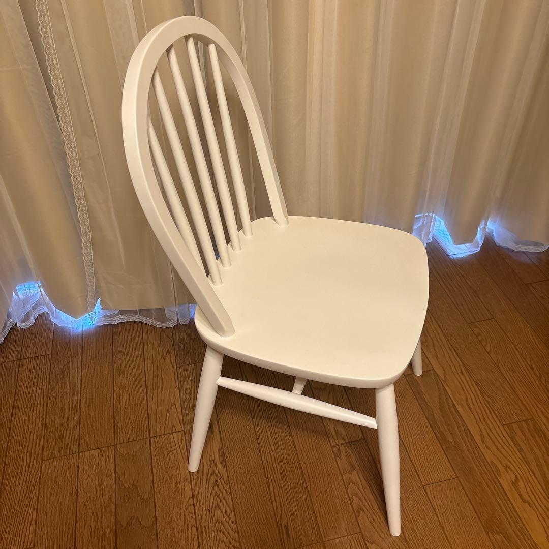 モモナチュラル　椅子　一脚　ホワイト