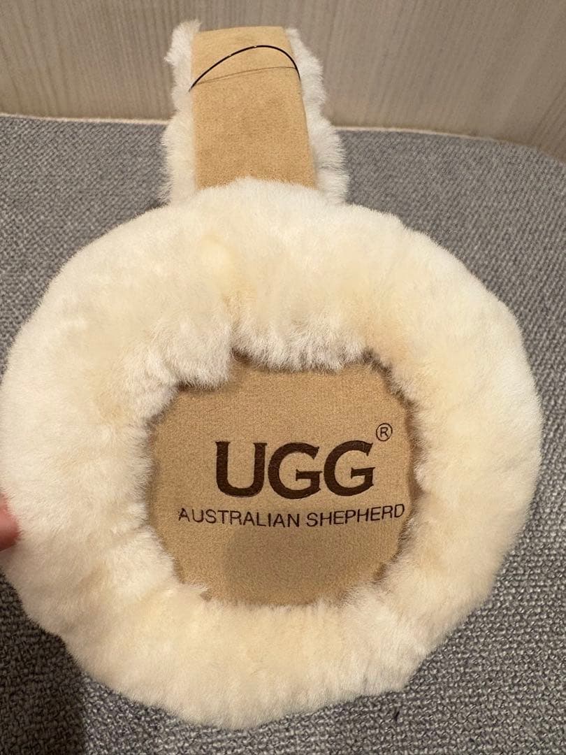 UGG AUSTRALIAN SHEPHERD 耳あて
