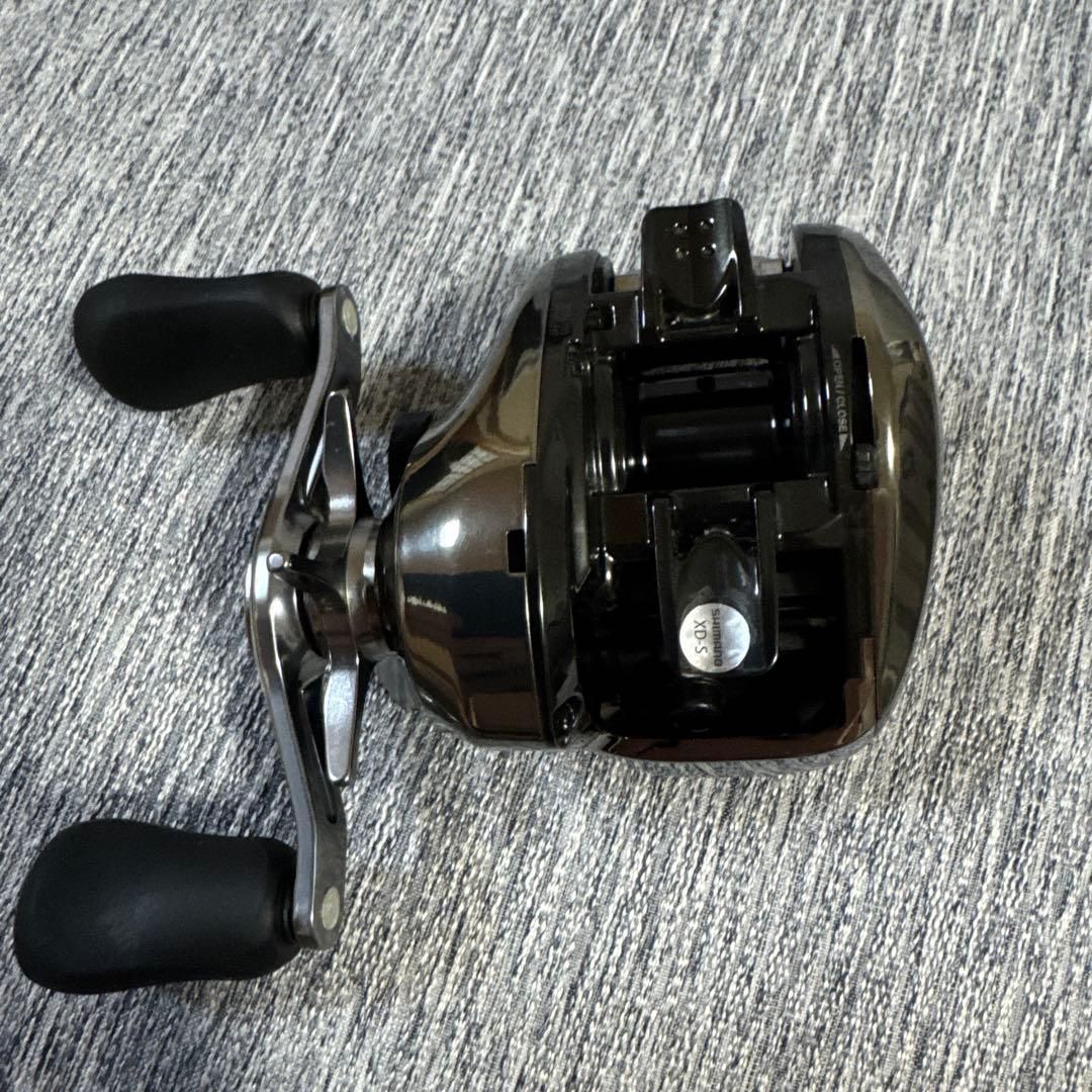 美品　シマノ　２５アンタレス　101HG