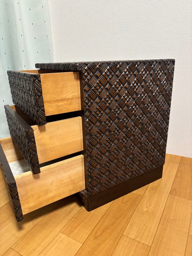 木彫り細工　寄木細工　三段引き出し　高級民芸家具　小物収納
