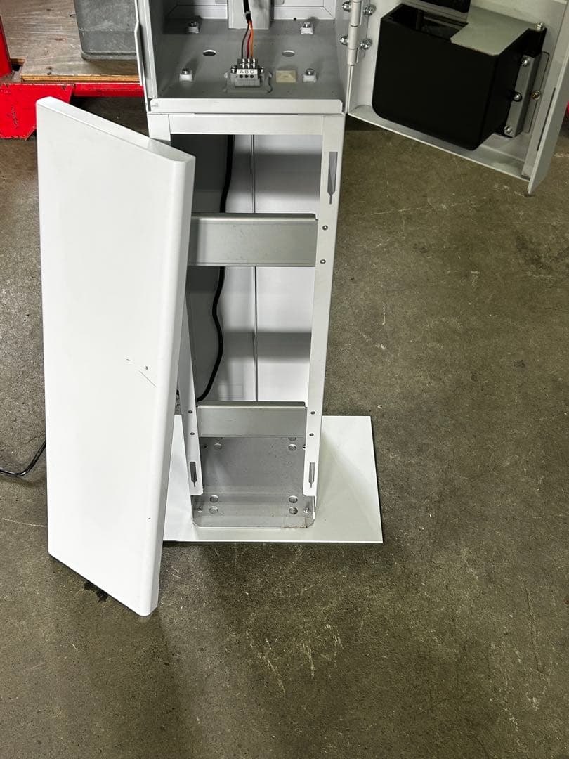 両替機•令和6年新札対応・架台付•全国送料無料•領収書OK・訳あり品